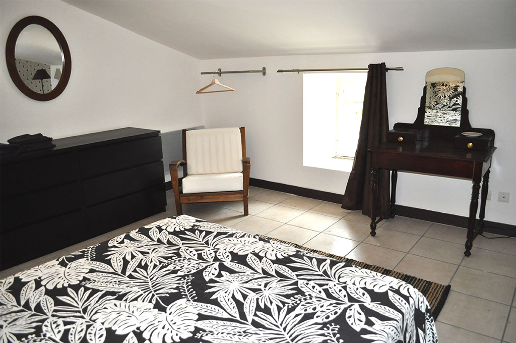 Chambre lit 140x190 exposition sud